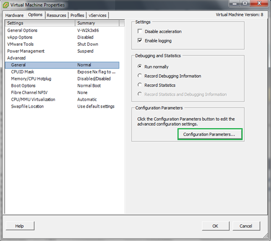 Virtual Machine Properties (虛擬機器內容) 對話方塊。 按一下 General (一般)，然後按一下 Configuration Parameters (配置參數)。